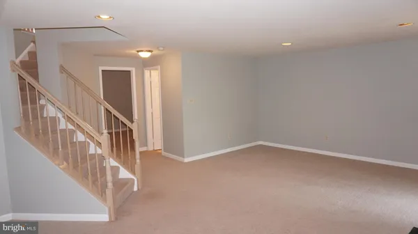 $725,000 | 5715 Clapham Road, Alexandria, VA 22315