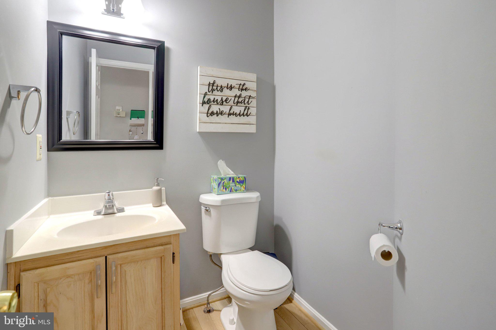 5715 Clapham Road Alexandria, VA 22315 - Photo 6 of 44 1/2 Bath off Kitchen