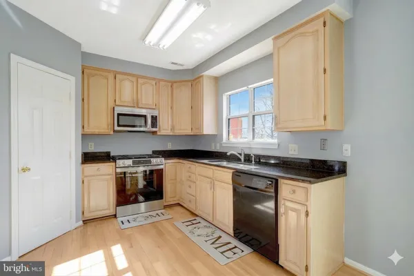 $725,000 | 5715 Clapham Road, Alexandria, VA 22315