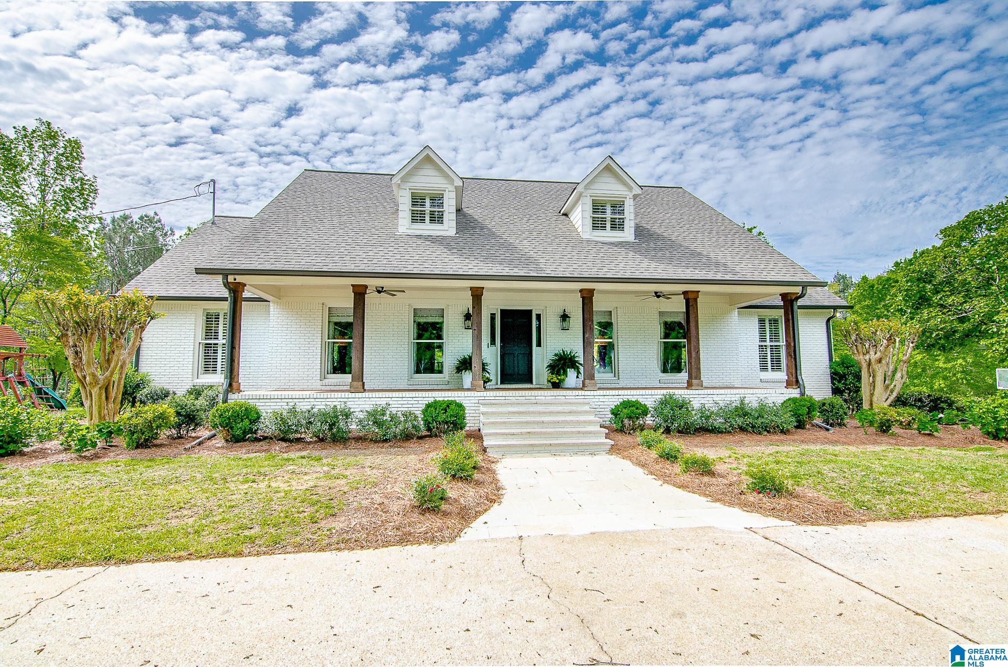 640 Valley View Road Pelham, AL 35124 - Photo 4 of 41