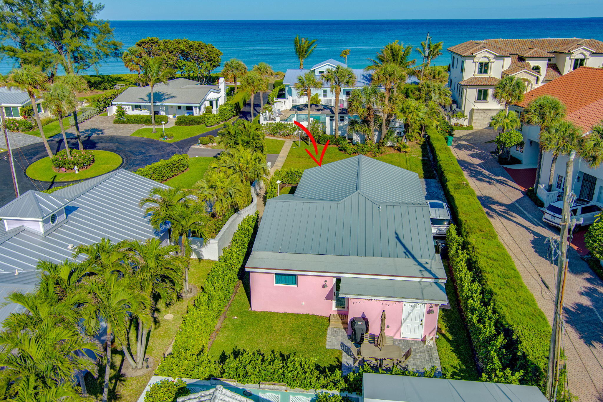 240 Celestial Way, Unit 5 Juno Beach, FL 33408 - Photo 35 of 41 view of an outdoor space