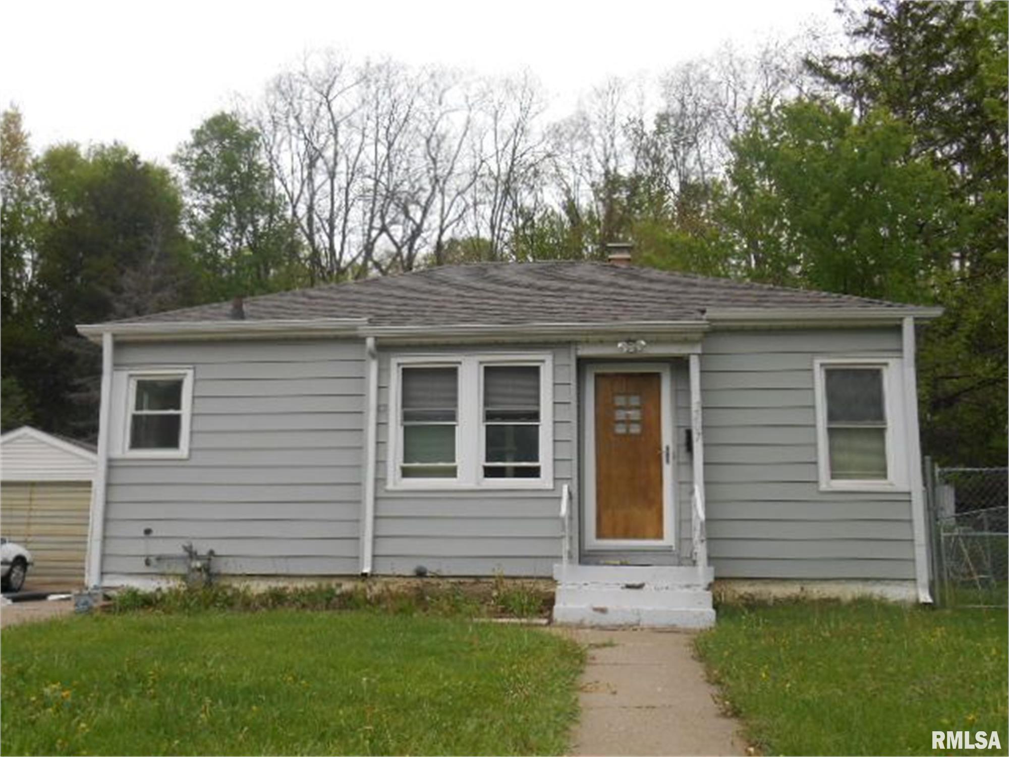 507 Waverly Road Davenport, IA 52804 - Photo 1 of 14 Gallery Image 1