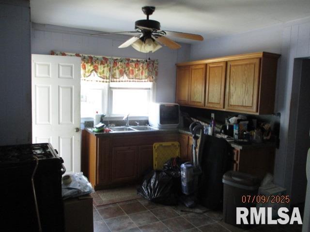 507 Waverly Road Davenport, IA 52804 - Photo 9 of 14 Gallery Image 9