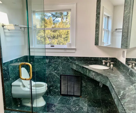 $9,500 | 34 Maplewood Street, Larchmont, NY 10538