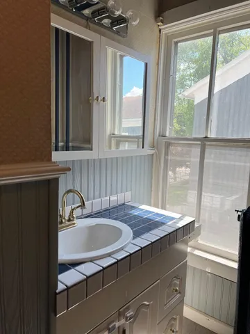 $254,000 | 303 Park Avenue, Galena, IL 61036