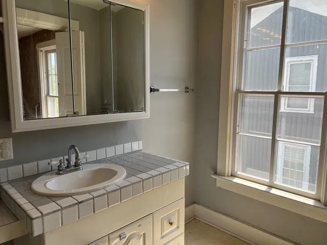 $254,000 | 303 Park Avenue, Galena, IL 61036