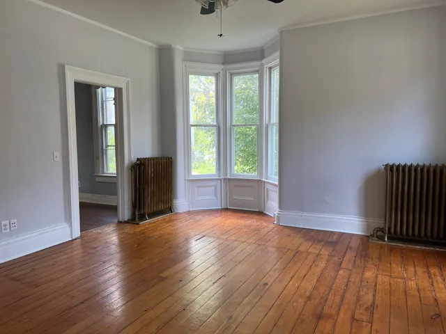 $254,000 | 303 Park Avenue, Galena, IL 61036