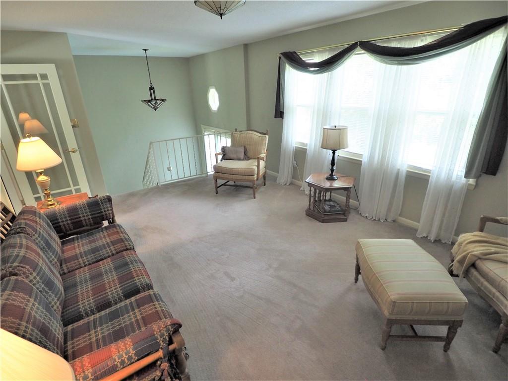 135 Valley Road Hickory, NC 28601 - Photo 5 of 28 Gallery Image 5