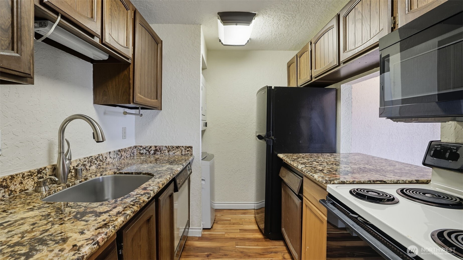 437 Williams Avenue North, Unit 201 Renton, WA 98057 - Photo 14 of 21