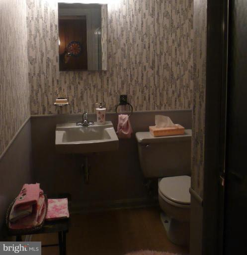 303 Springloch Road Silver Spring, MD 20904 - Photo 15 of 25 Guest Bathroom