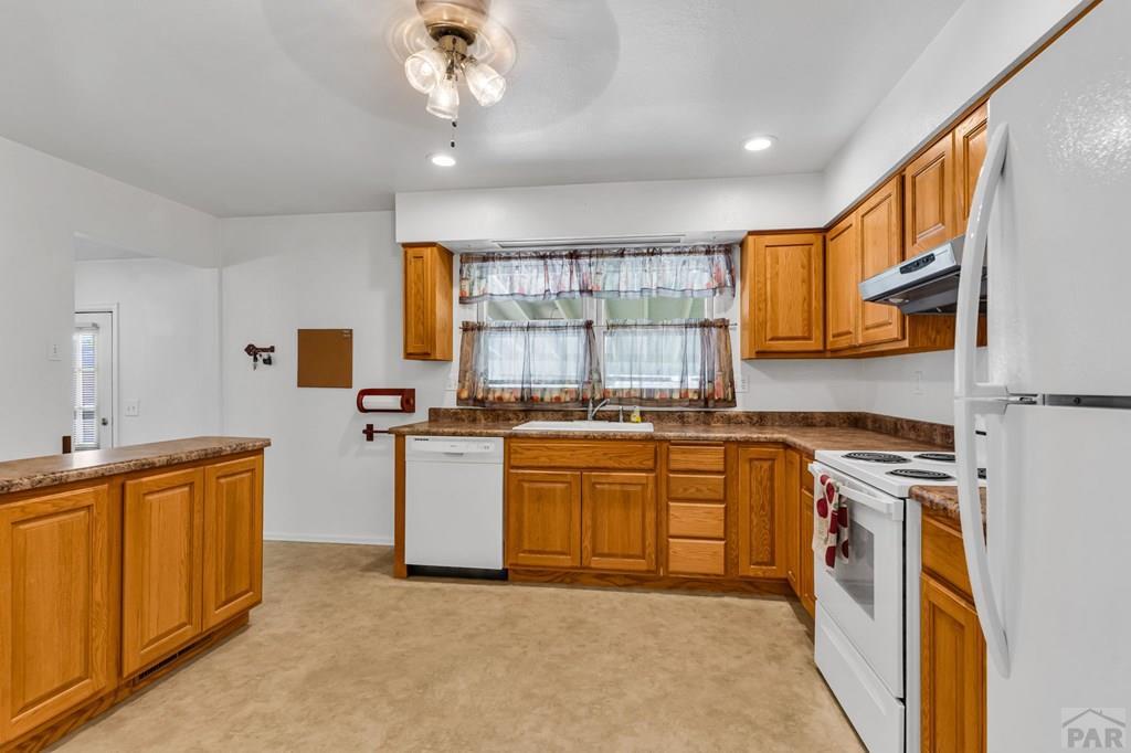 1625 Lexington Road Pueblo, CO 81001 - Photo 13 of 33 Gallery Image 13
