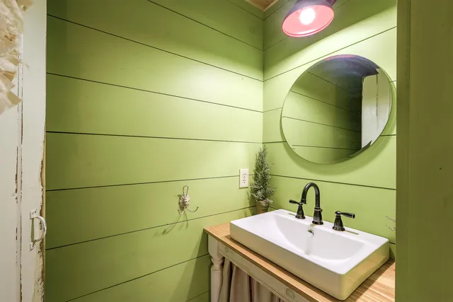 $398,000 | 1260 Moosehead Trail Highway, Jackson, ME 04921