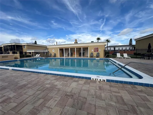 $1,450 | 1000 Lake Of The Woods Boulevard, Unit 204E, Casselberry, FL 32730