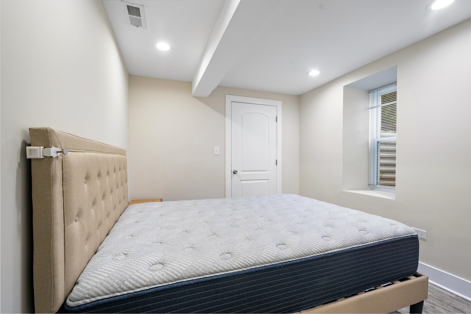 3755 Grove Street, Unit 1 Skokie, IL 60076 - Photo 17 of 24