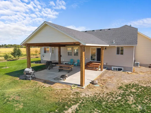 $1,399,000 | 3625 North 2000 West, Rexburg, ID 83440