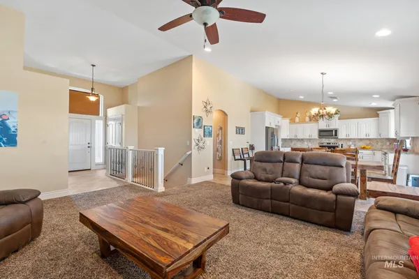 $1,399,000 | 3625 North 2000 West, Rexburg, ID 83440