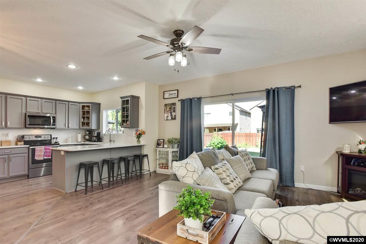 671 Jasmine Circle, Unit CL Independence, OR 97351 - Photo 4 of 26