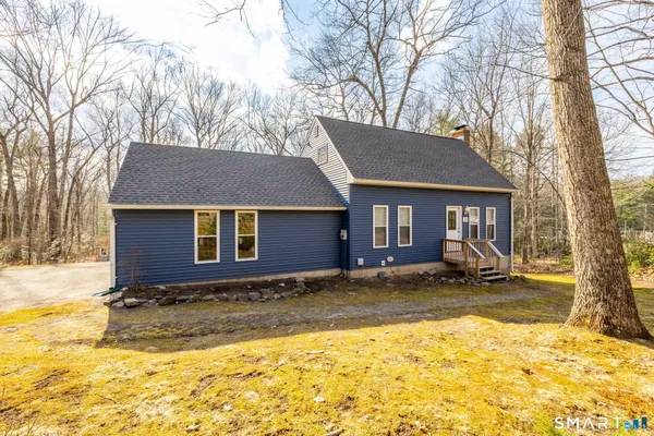 $342,000 | 33 Pinewoods Drive, Barkhamsted, CT 06063