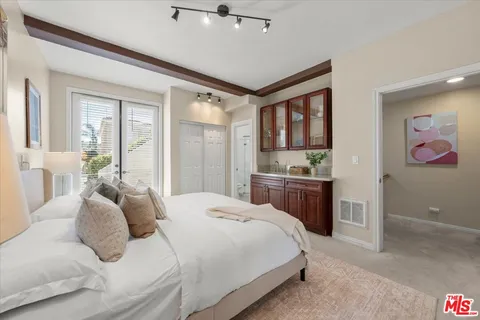 $1,750,000 | 657 South Avenue 61, Los Angeles, CA 90042