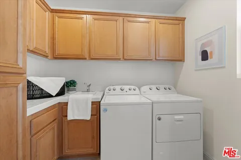 $1,750,000 | 657 South Avenue 61, Los Angeles, CA 90042