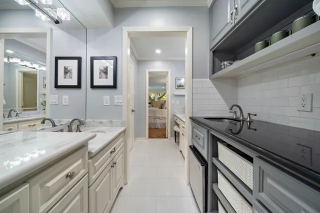 $370,000 | 8944 Chatsworth Drive, Houston, TX 77024