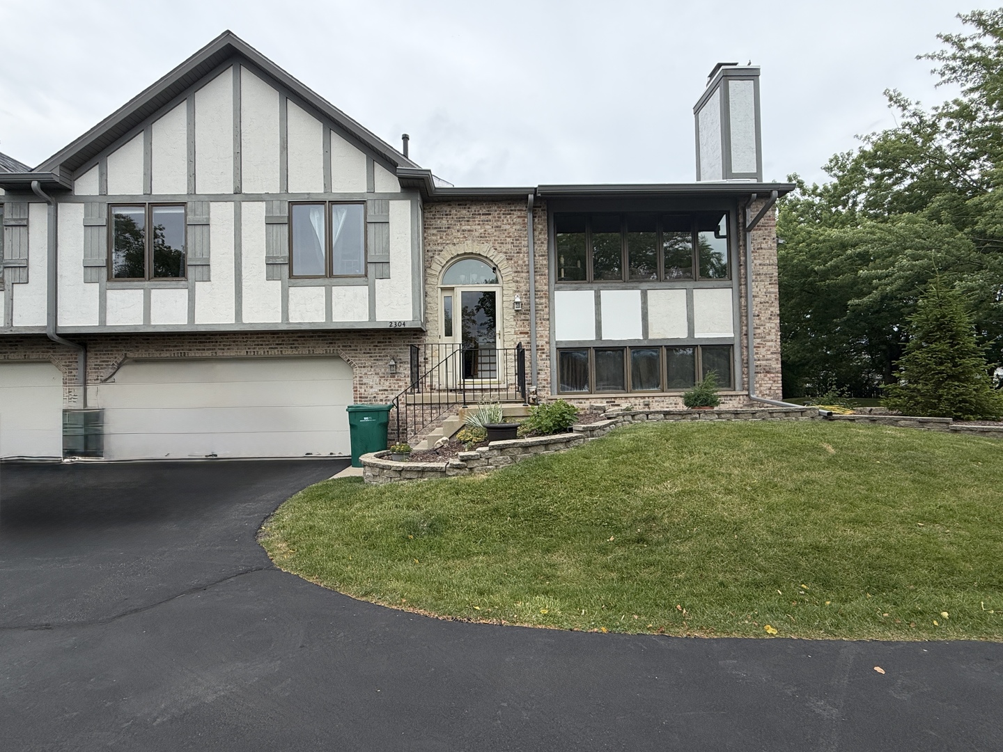 2304 Olde Mill Road Plainfield, IL 60586 - Photo 1 of 14