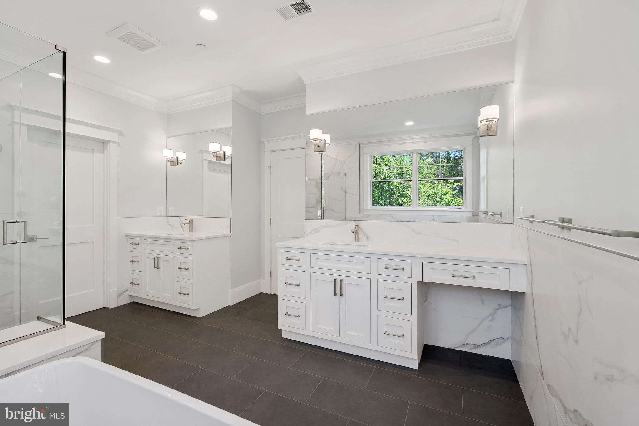 10221 Oldfield Drive Kensington, MD 20895 - Photo 6 of 11