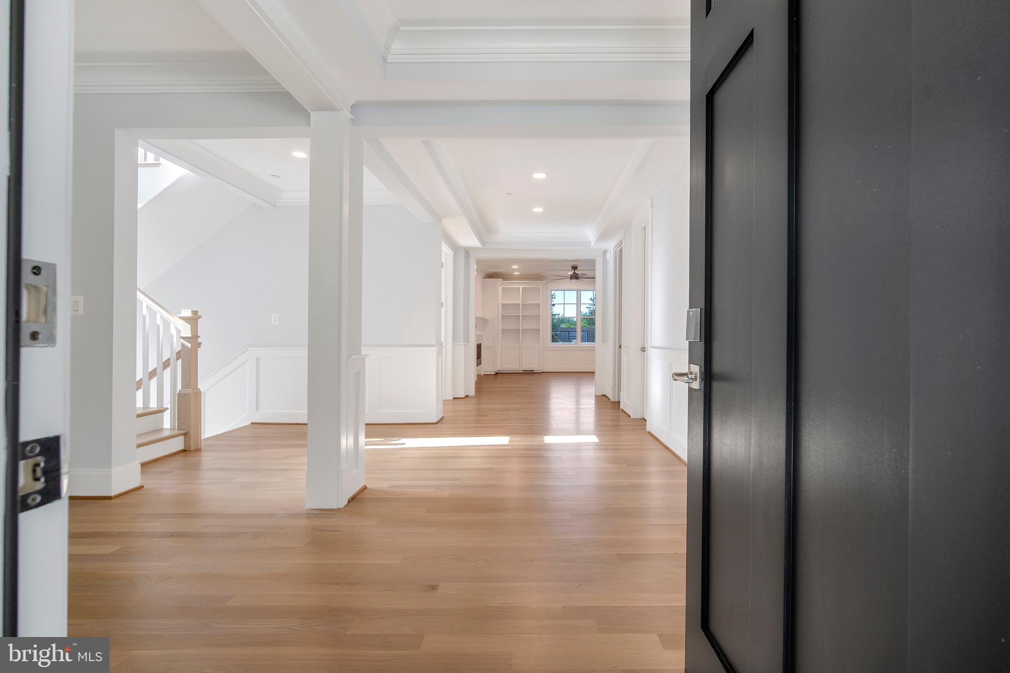 10221 Oldfield Drive Kensington, MD 20895 - Photo 7 of 11