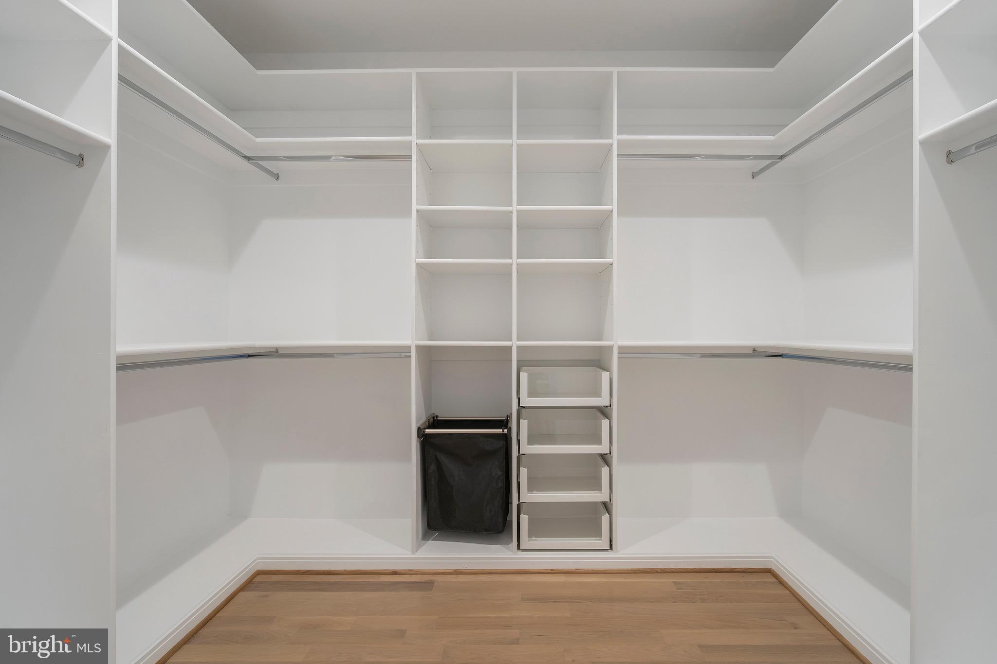 10221 Oldfield Drive Kensington, MD 20895 - Photo 8 of 11