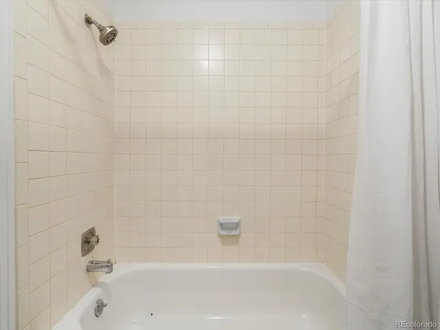 $415,000 | 7006 East Dry Creek Place, Centennial, CO 80112