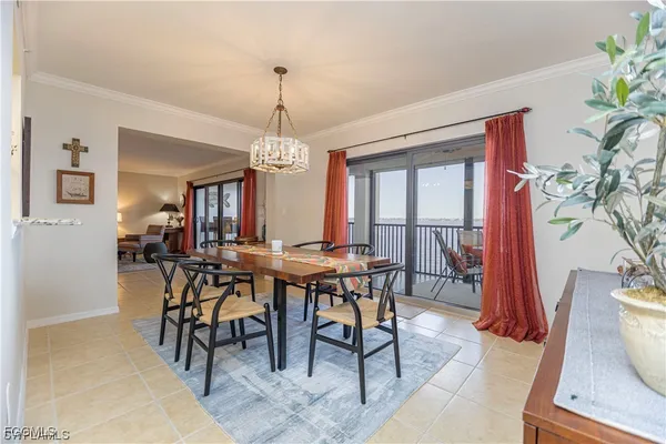 $3,000 | 1900 Virginia Avenue, Unit 503, Fort Myers, FL 33901