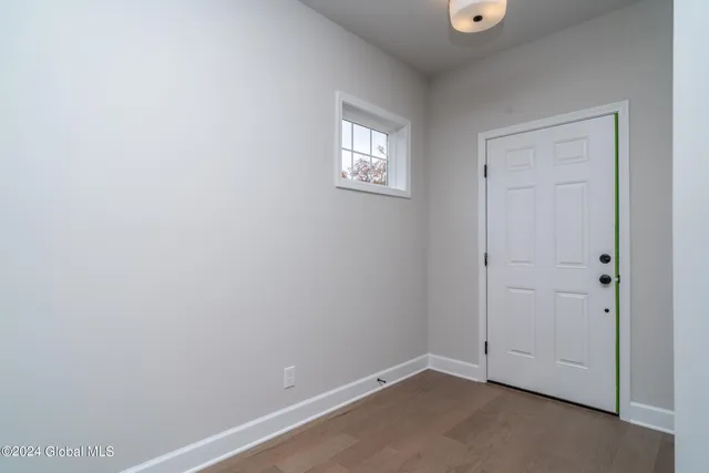 $499,400 | 3 Priddle Lane, Colonie, NY 12110