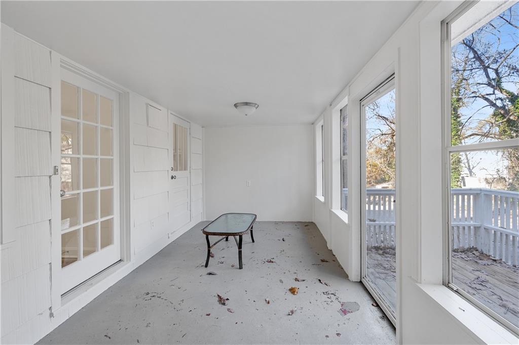 56 Mobile Avenue Northeast, Unit B Atlanta, GA 30305 - Photo 19 of 21 a living room with furniture