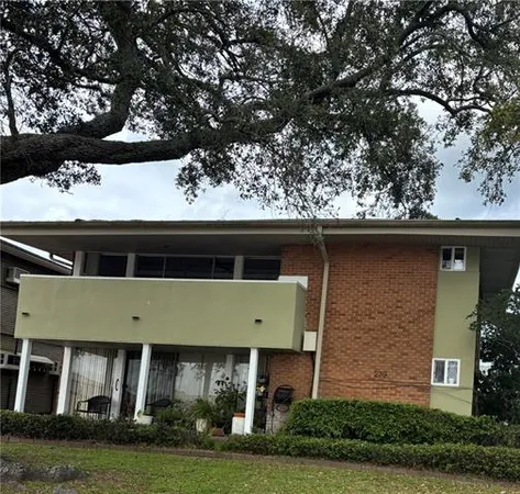$1,200 | 239 Opal Street, Unit A, New Orleans, LA 70124