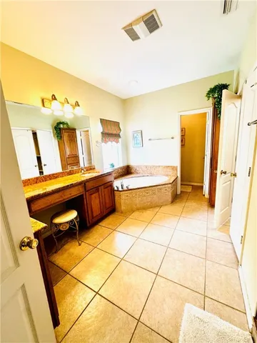 $3,000 | 5822 Beauvais Drive, Corpus Christi, TX 78414