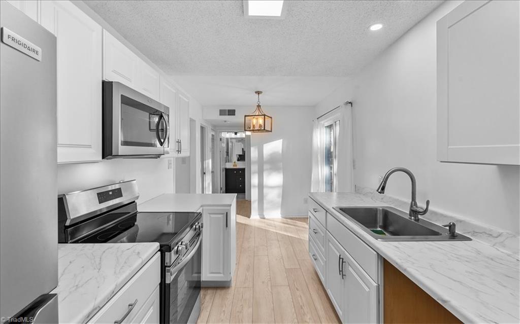 204 Northpoint Avenue, Unit C High Point, NC 27262 - Photo 12 of 30