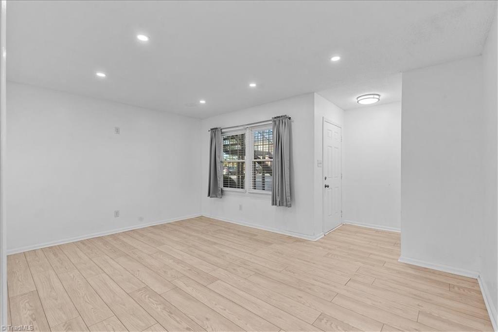 204 Northpoint Avenue, Unit C High Point, NC 27262 - Photo 4 of 30