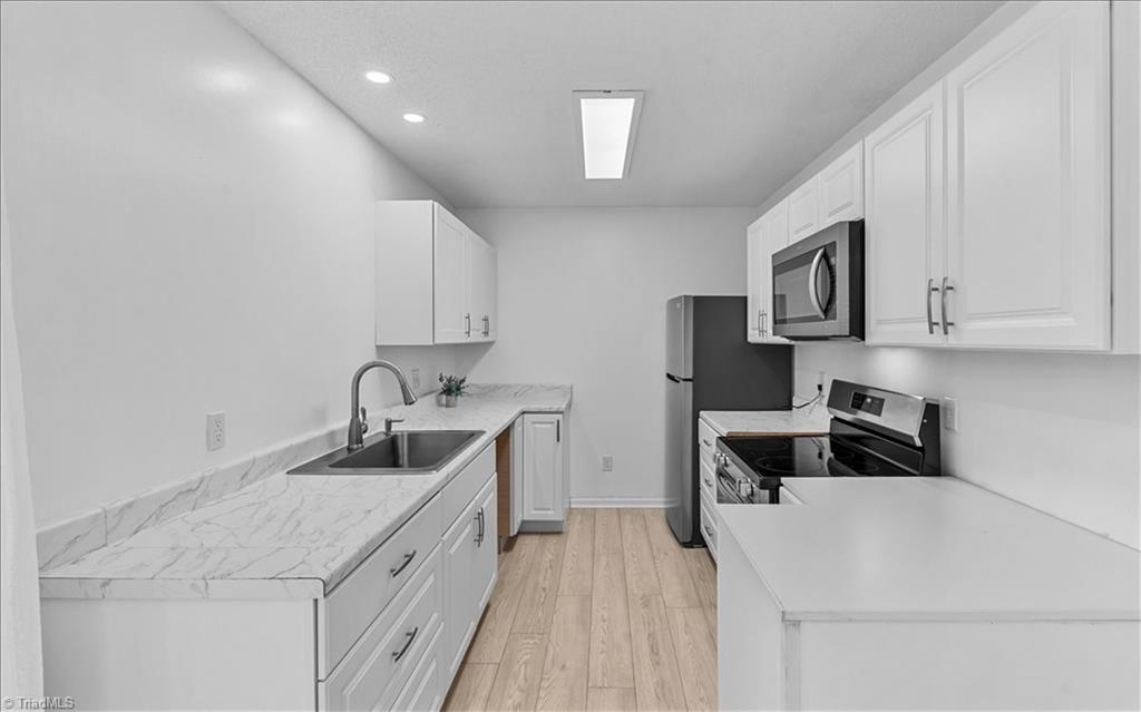 204 Northpoint Avenue, Unit C High Point, NC 27262 - Photo 9 of 30