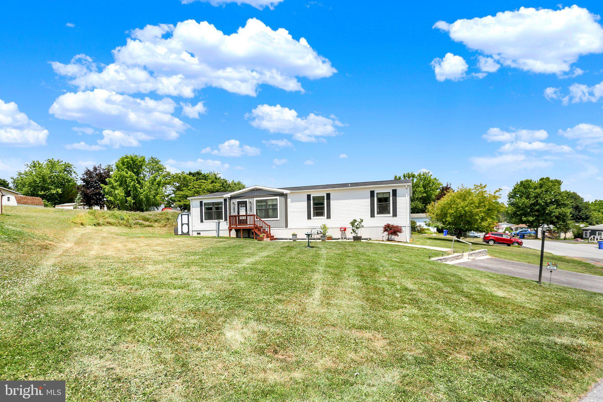 4635 Hikey Street Dover, PA 17315 - Photo 2 of 34