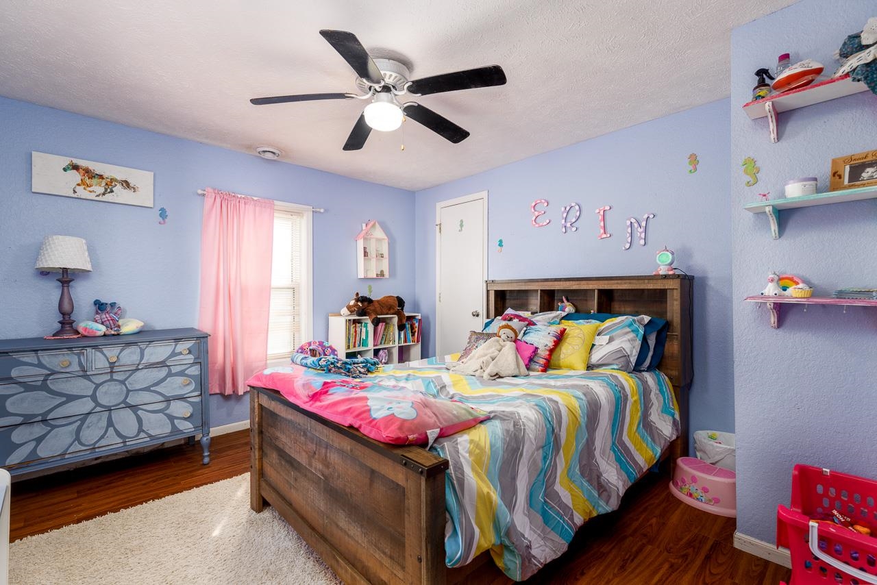 511 North Salisbury Davis, IL 61019 - Photo 14 of 24 a bed room with bed and window
