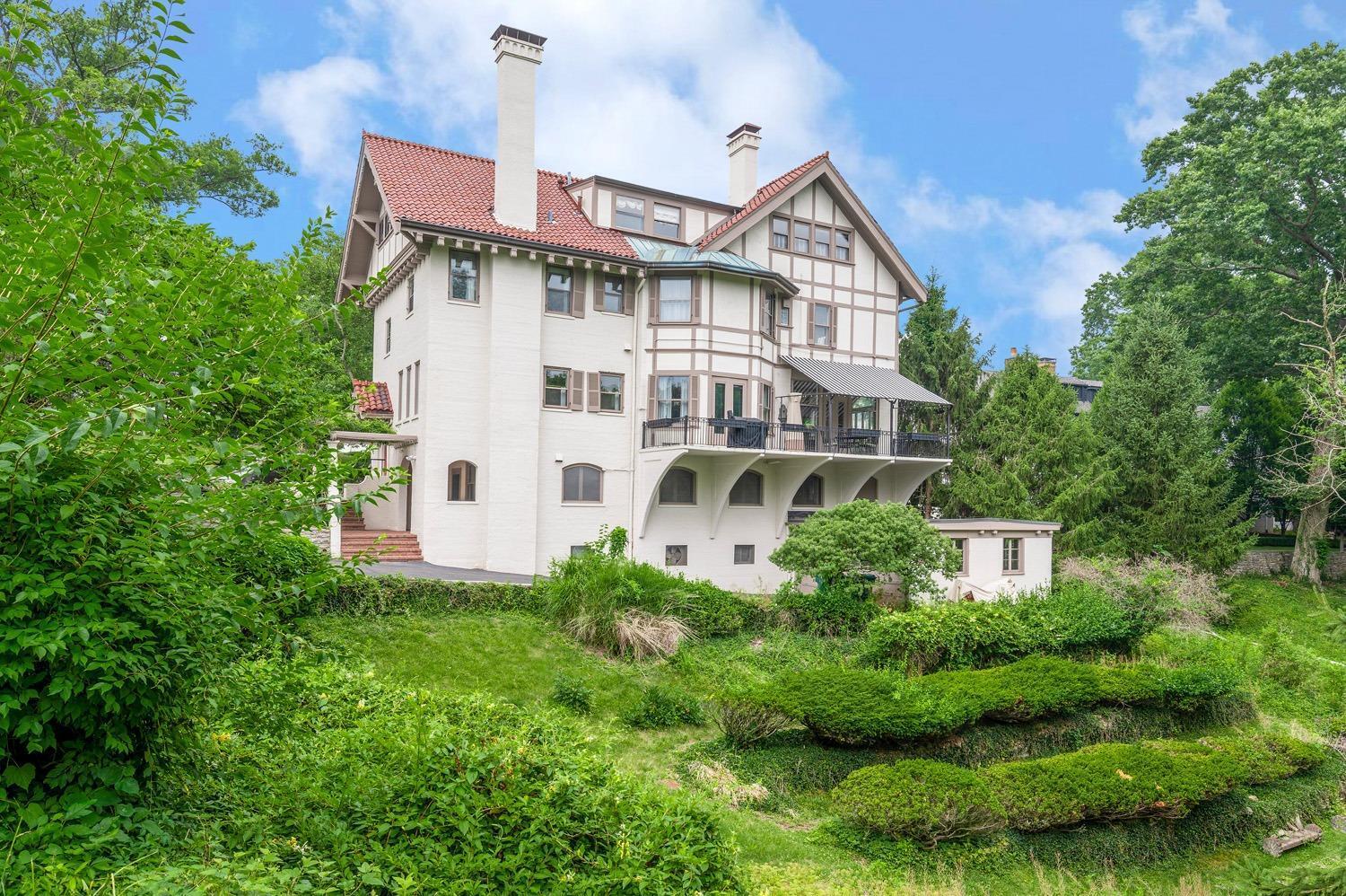 2461 Grandin Road Cincinnati, OH 45208 - Photo 43 of 48