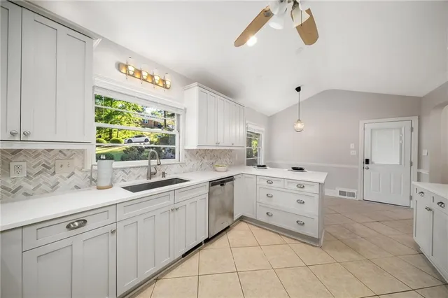 $3,950 | 2222 Tanglewood Road, Decatur, GA 30033