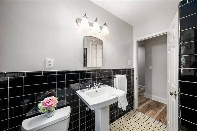 $3,950 | 2222 Tanglewood Road, Decatur, GA 30033