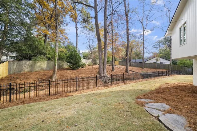 $3,950 | 2222 Tanglewood Road, Decatur, GA 30033