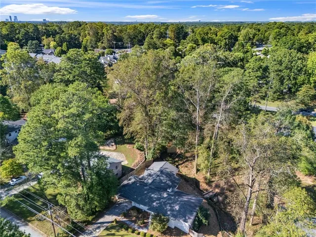 $3,950 | 2222 Tanglewood Road, Decatur, GA 30033