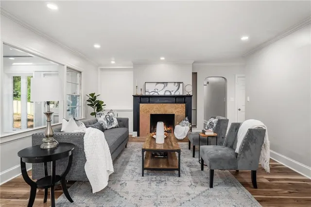 $3,950 | 2222 Tanglewood Road, Decatur, GA 30033