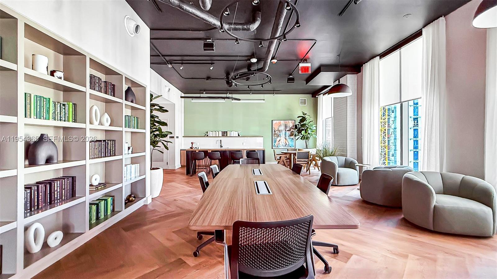 121 Northeast 5th Street, Unit 1608 Miami, FL 33132 - Photo 20 of 31 a view of a livingroom with furniture and window