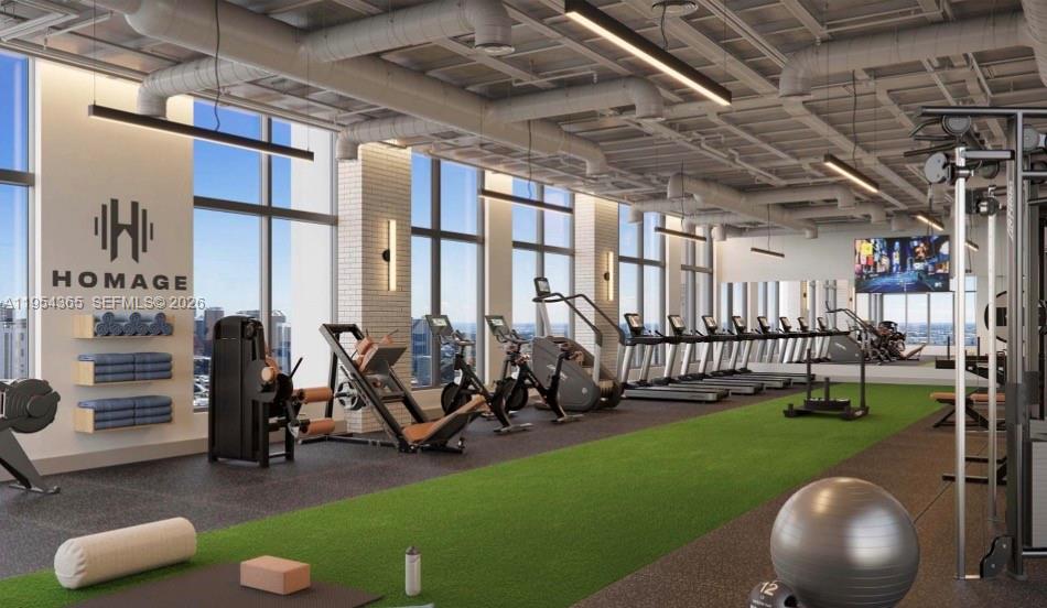 121 Northeast 5th Street, Unit 1608 Miami, FL 33132 - Photo 30 of 31 a view of gym