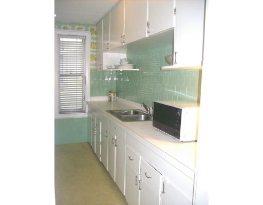 3 Rose Street Worcester, MA 01607 - Photo 3 of 9 Gallery Image 3