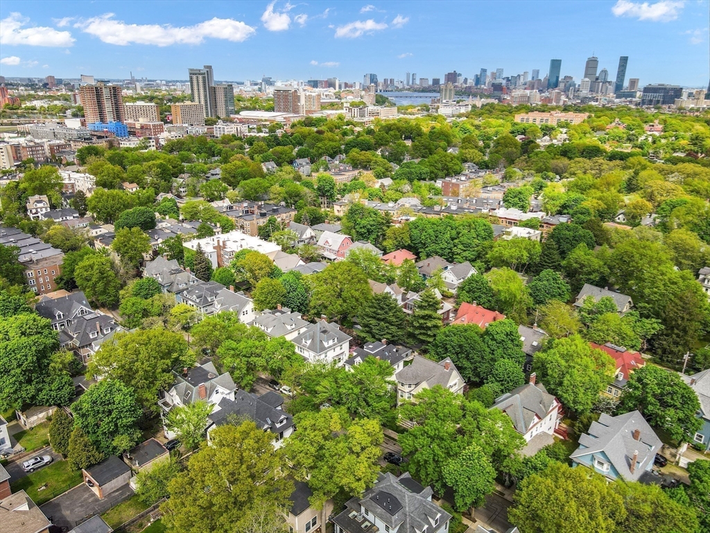 116 Thorndike Street, Unit 1 Brookline, MA 02446 - Photo 12 of 17